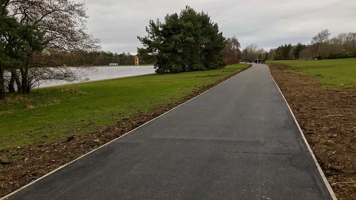 Strathclyde Country Park path at western end of loch